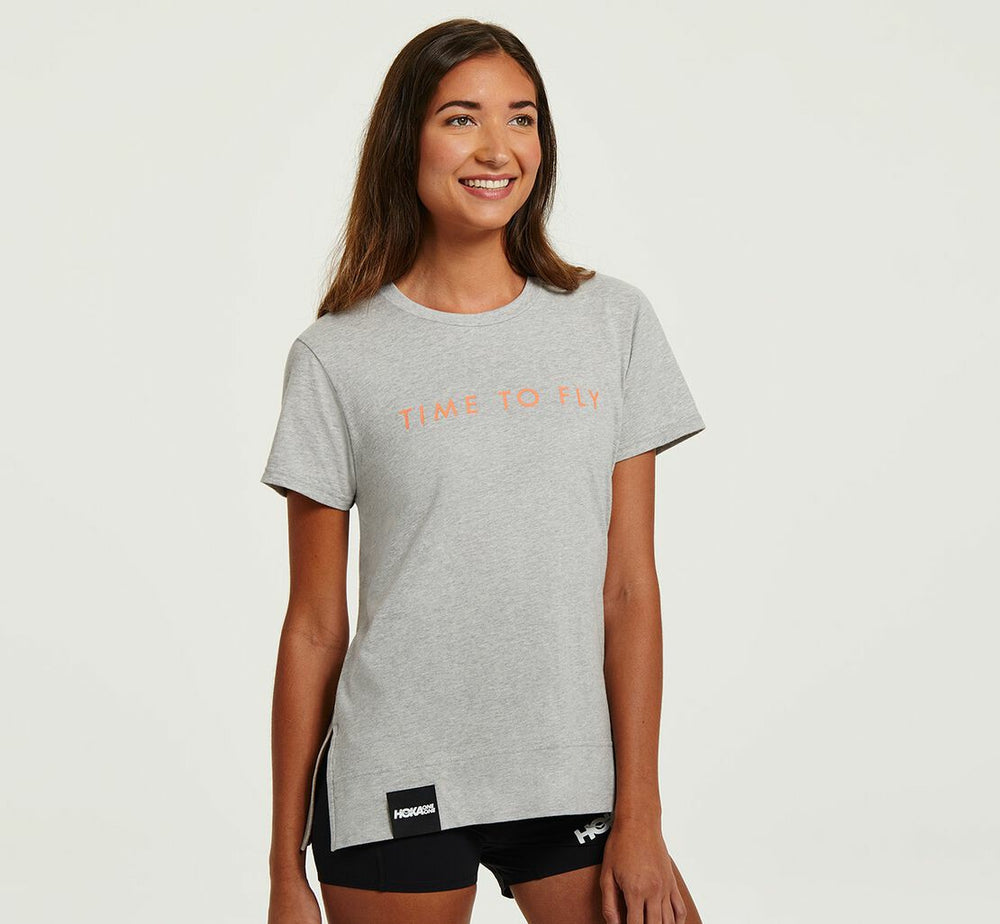 HOKA|Women's Brand Tee Heather Grey / Cantaloupe