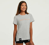 HOKA|Women's Brand Tee Heather Grey / Cantaloupe