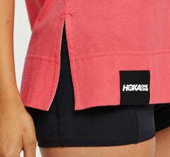 HOKA|Women's Brand Tee Paradise Pink / White