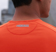 HOKA|Men's Performance Short Sleeve Fiesta