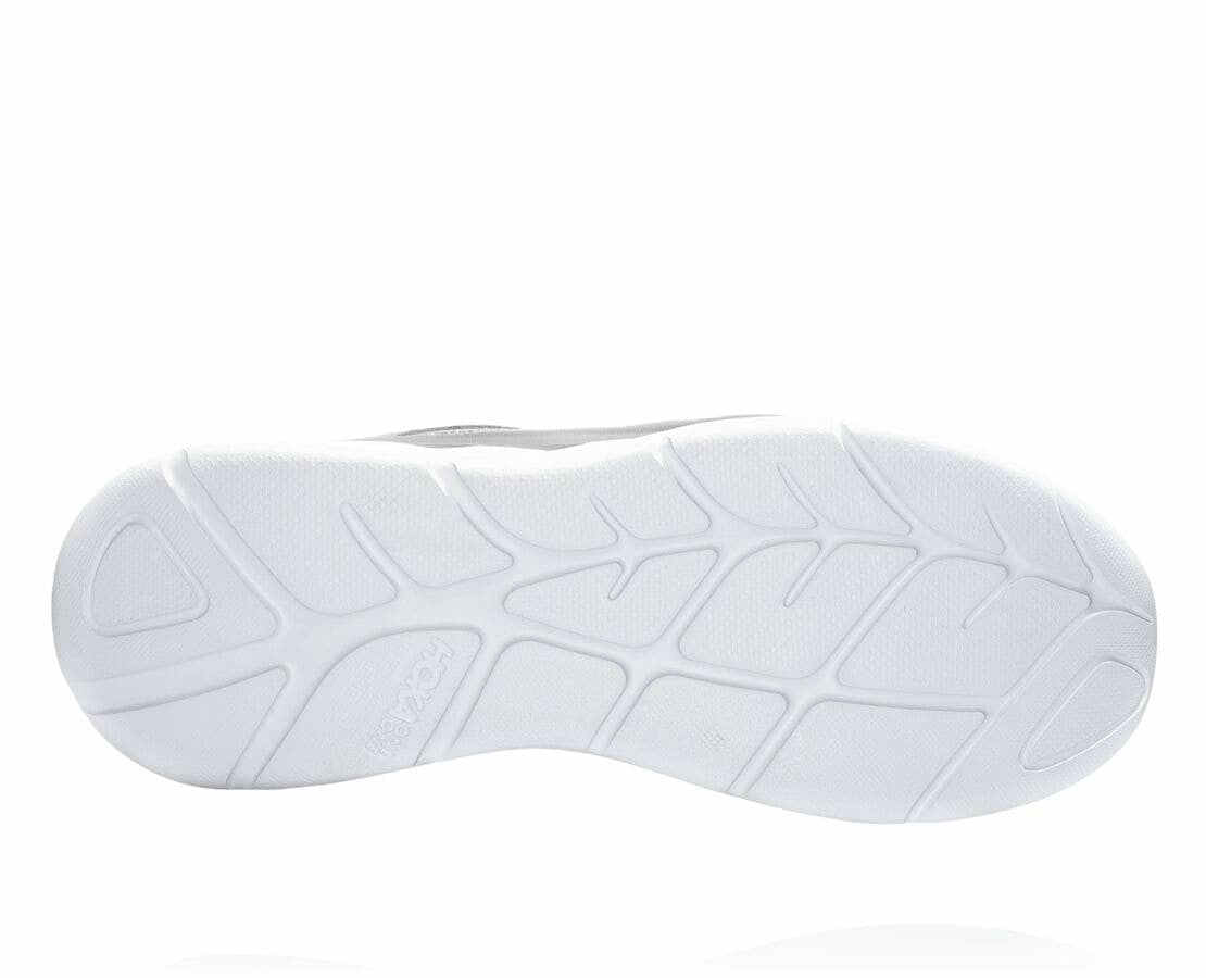 HOKA|Men's Akasa Frost Gray /Silver Sconce