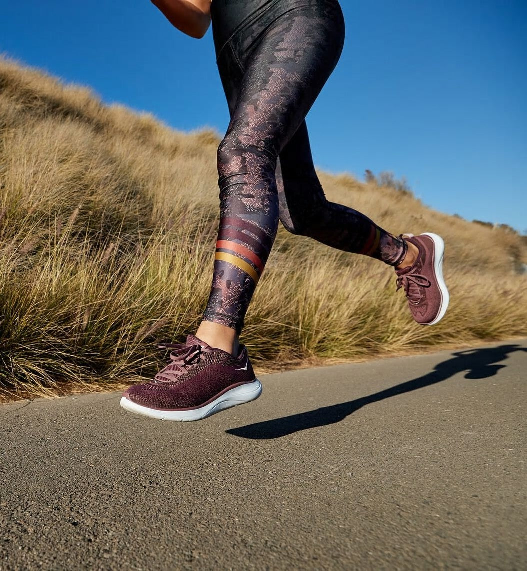 HOKA|Women's Hupana Flow Rose Brown / Deep Mahogany