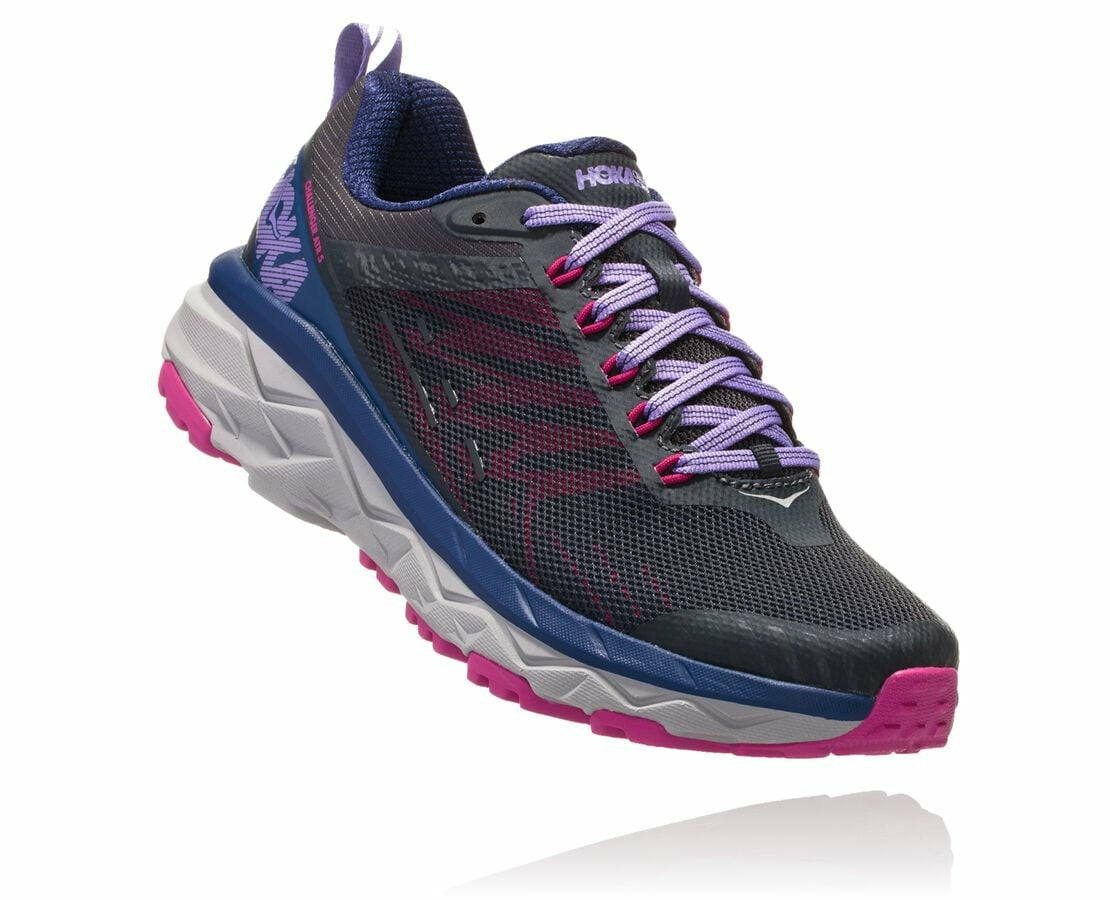 HOKA|Women's Challenger ATR 5 Ebony / Very Berry