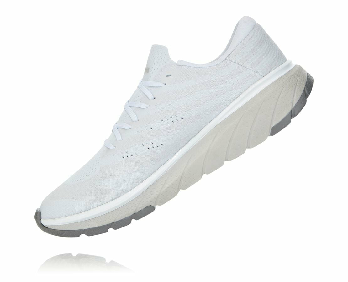 HOKA|Men's Cavu 3 White / Nimbus Cloud