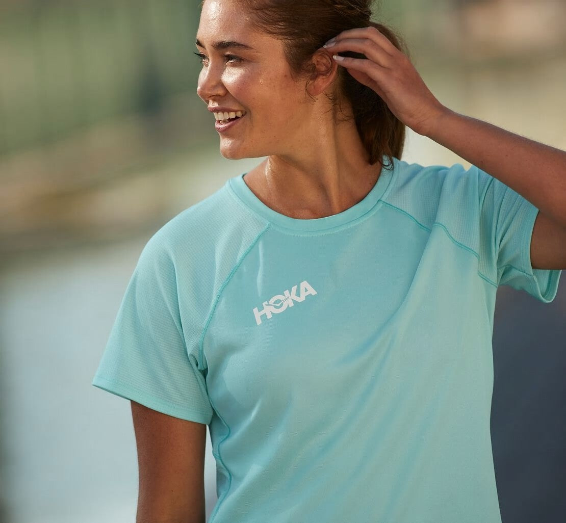 HOKA|Women's Performance Short Sleeve Blue Tint