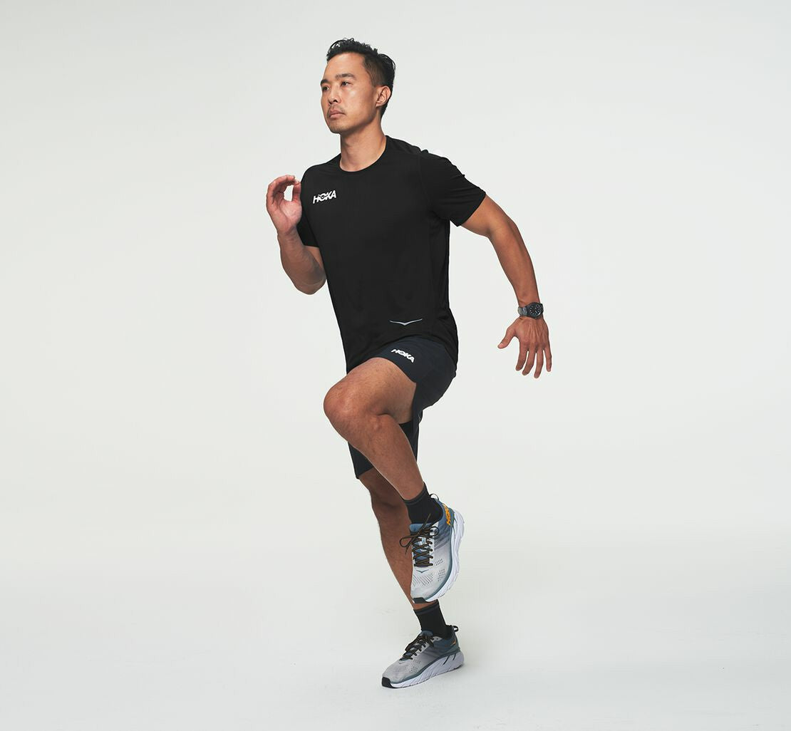 HOKA|Men's Performance Short Sleeve Black