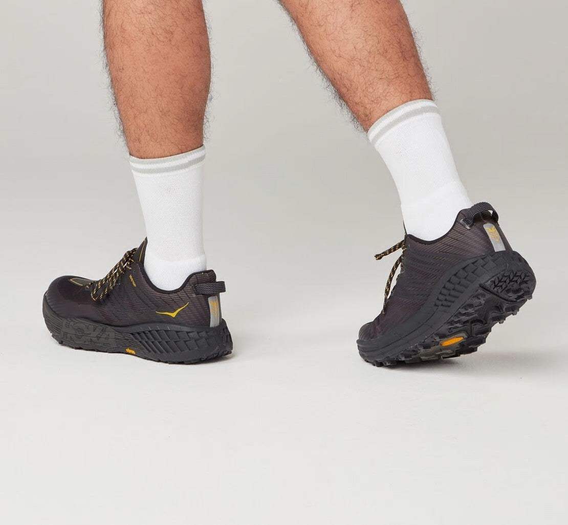 HOKA|All Gender Performance Crew Sock White