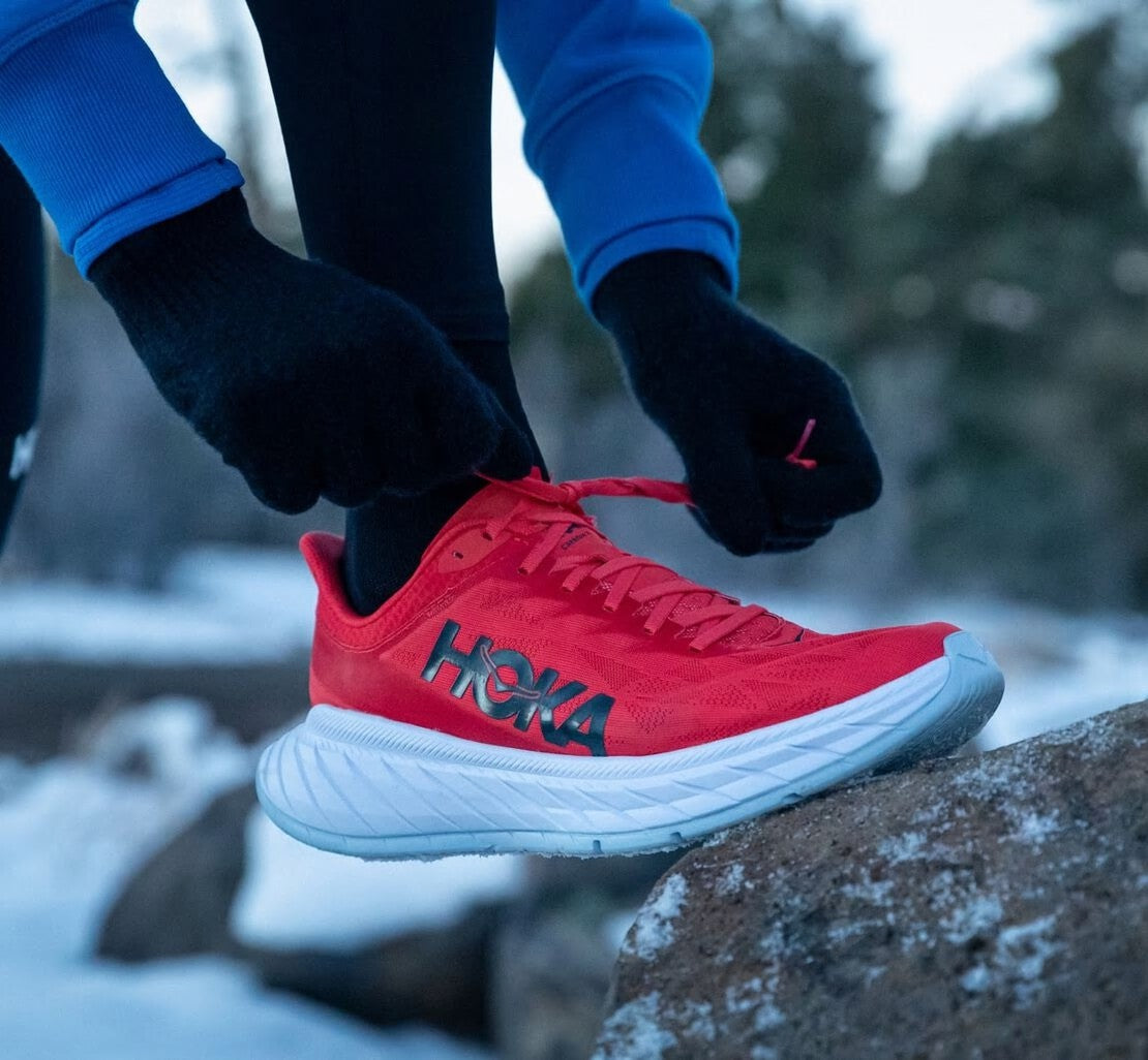 HOKA|Men's Carbon X 2 Fiesta / White