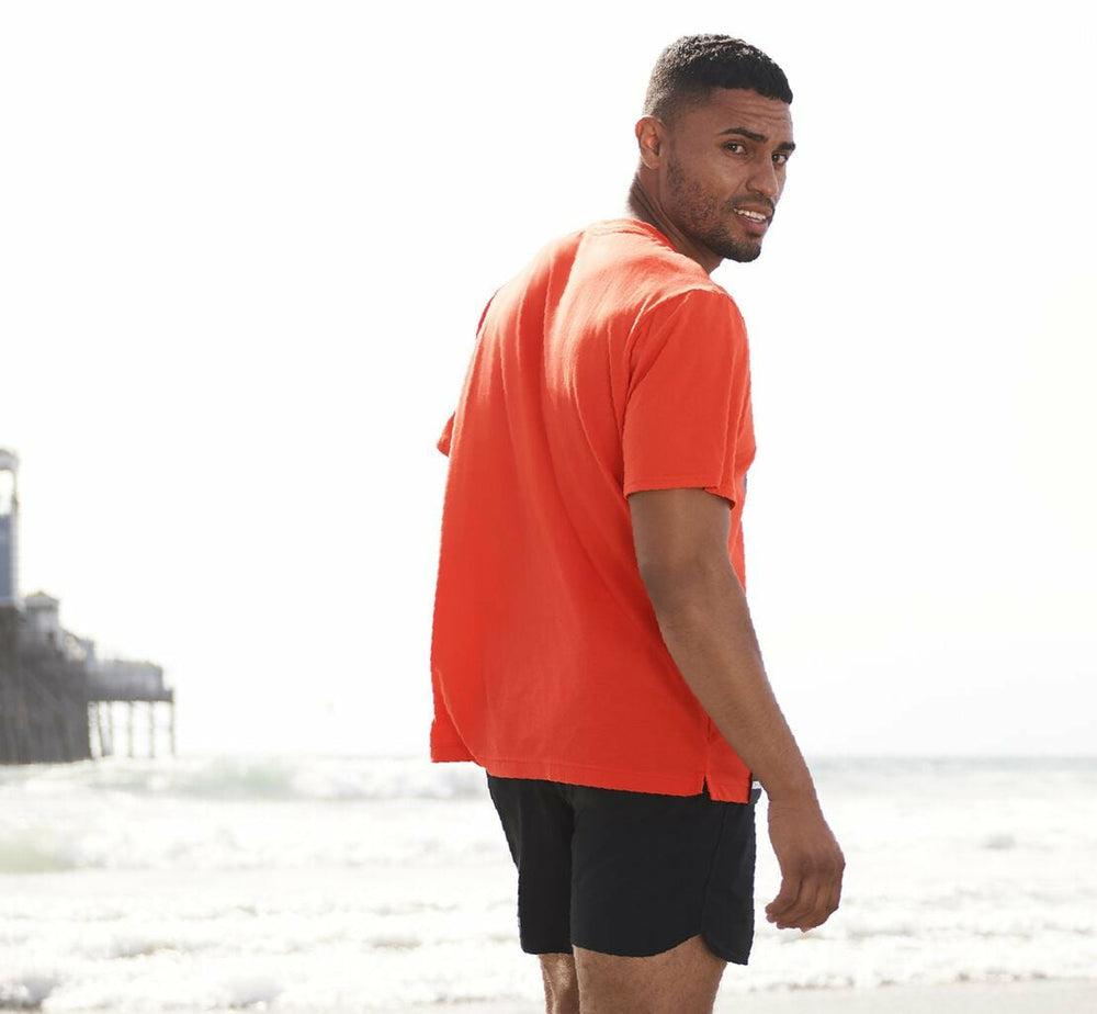 HOKA|Men's Brand Tee Fiesta