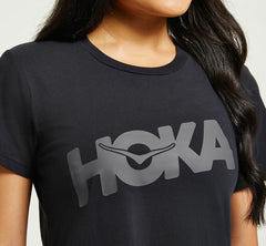 HOKA|Women's Brand Tee Black / Castlerock