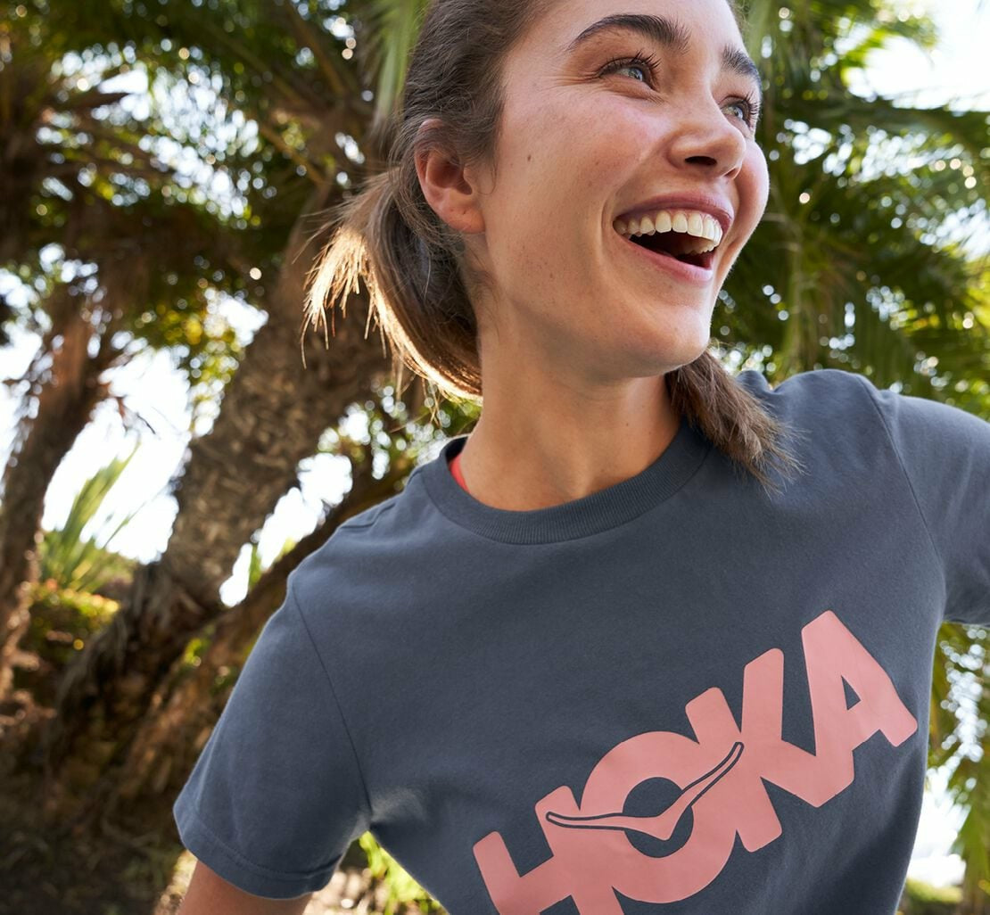 HOKA|Women's Brand Tee Ombre Blue