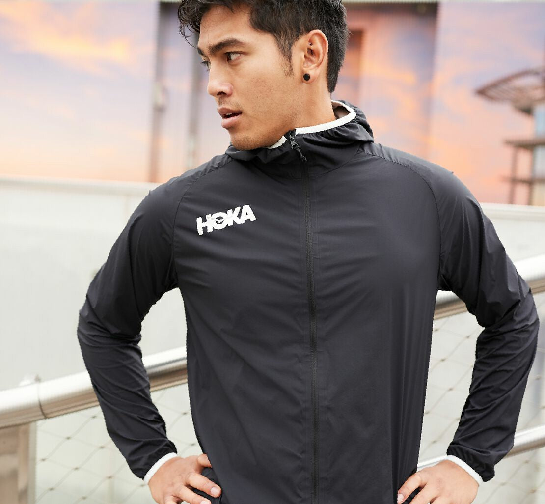 HOKA|Men's Full-Zip Wind Jacket Black