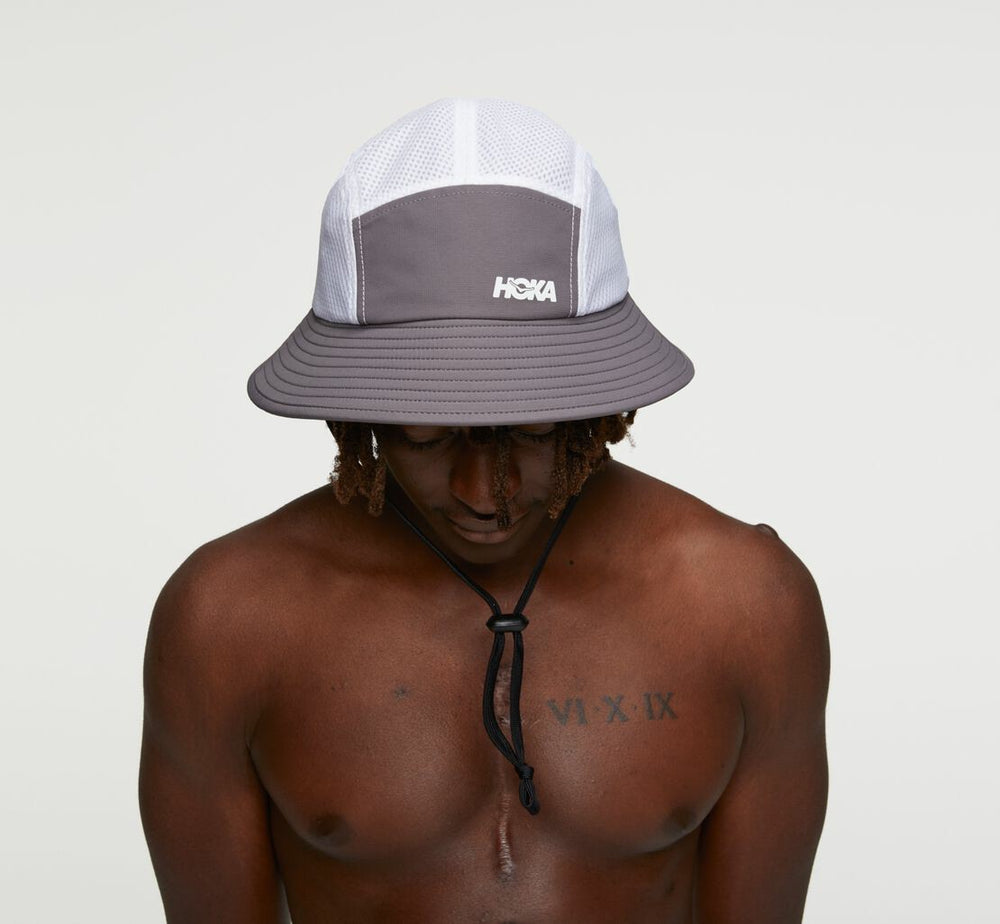 HOKA|All Gender Adventure Hat Charcoal / White
