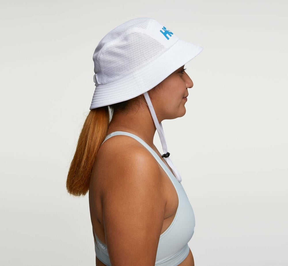HOKA|All Gender Adventure Hat White / Diva Blue