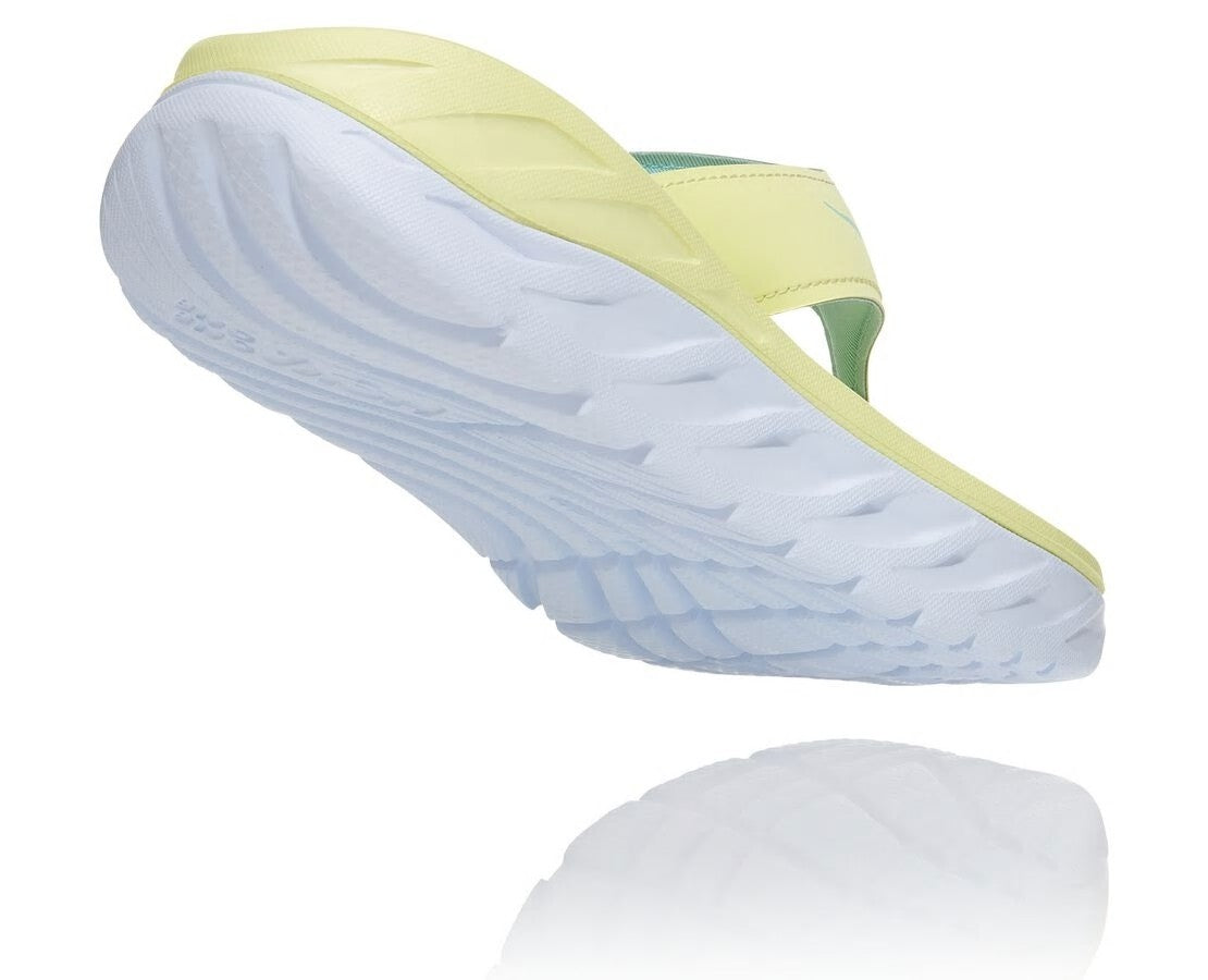 HOKA|Women's ORA Recovery Flip Luminary Green / Blue Tint