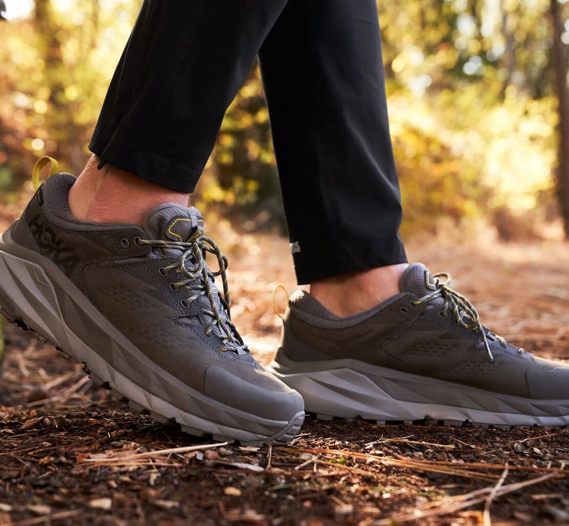 HOKA|Men's Kaha Low GORE-TEX Charcoal Gray / Green Sheen